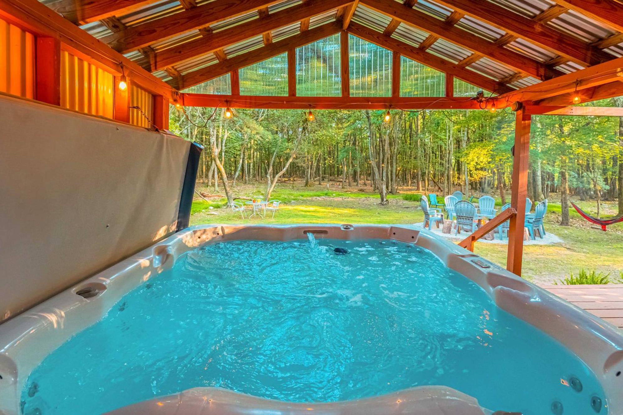 Poconos Ski Retreat With Sauna, Hot Tub, And Game Room Lake Harmony Bagian luar foto