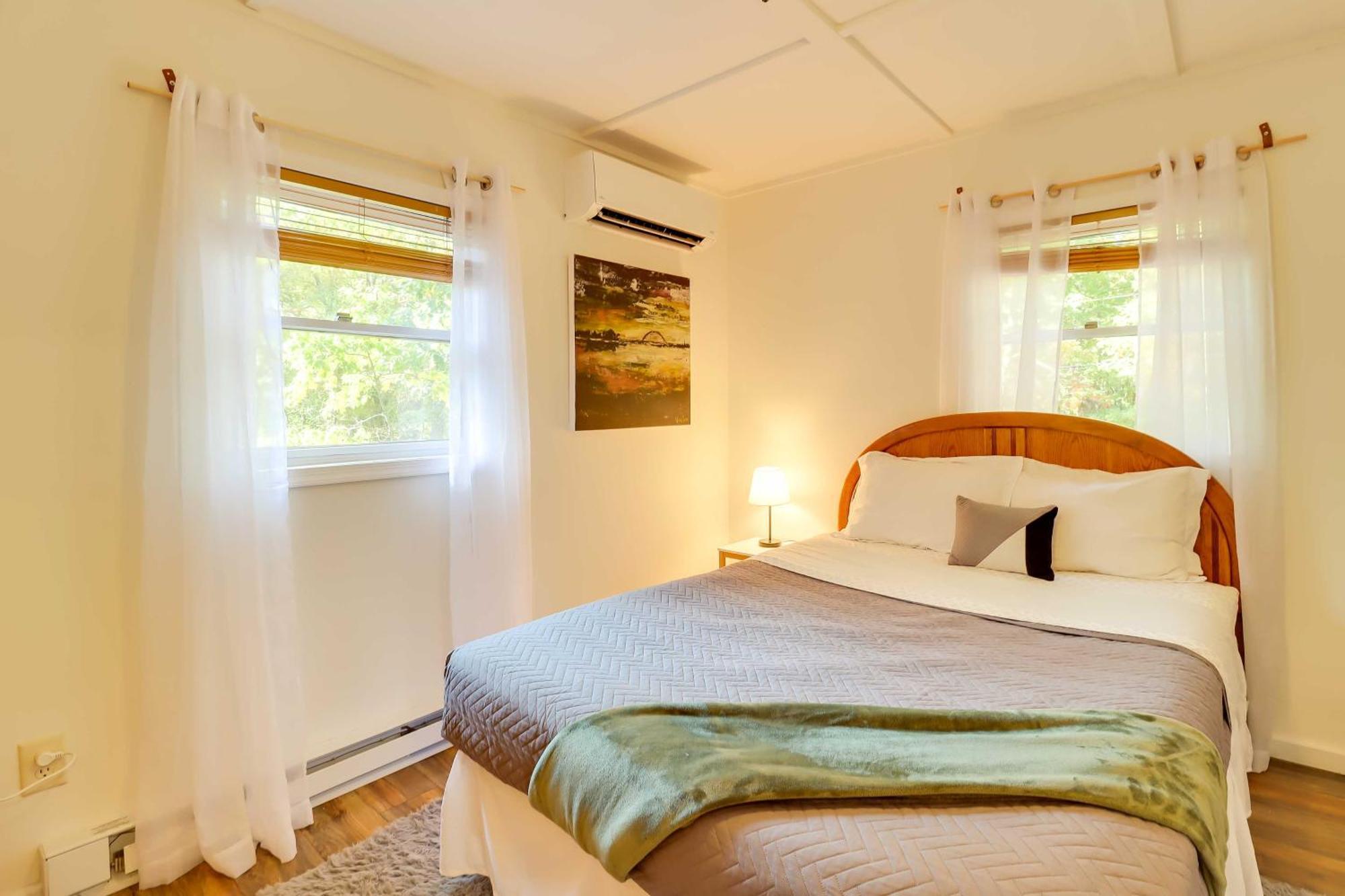 Poconos Ski Retreat With Sauna, Hot Tub, And Game Room Lake Harmony Bagian luar foto
